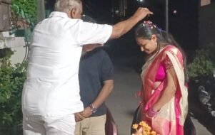 డాక్టర్ వినయ్ హేమంత్ లను ఆశీర్వదించి, శుభాకాంక్షలు తెలియజేసిన శాసనమండలి సభ్యులు శ్రీ మర్రి రాజశేఖర్ గారు…